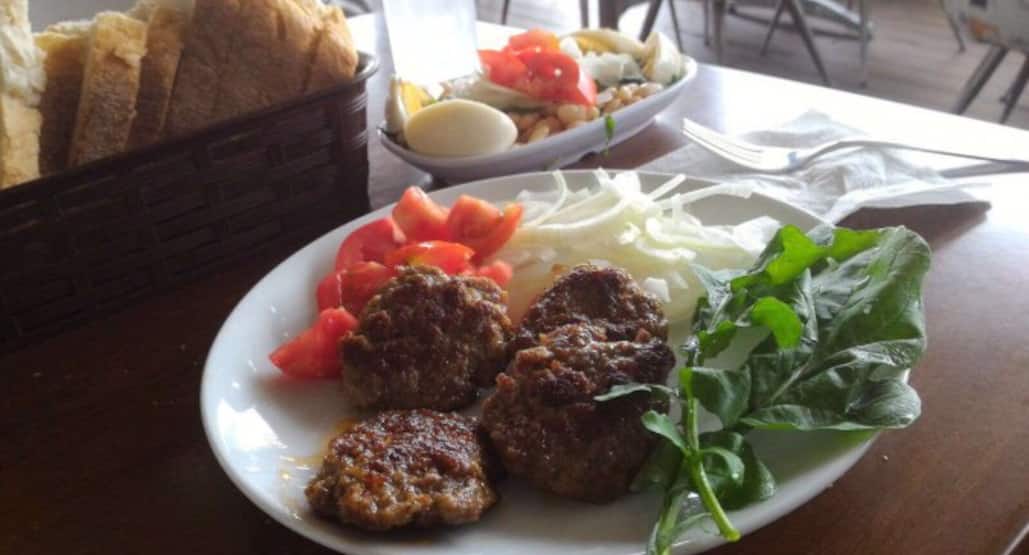 Bostanoglu Corba Kofte Ciger Guzelyali Istanbul